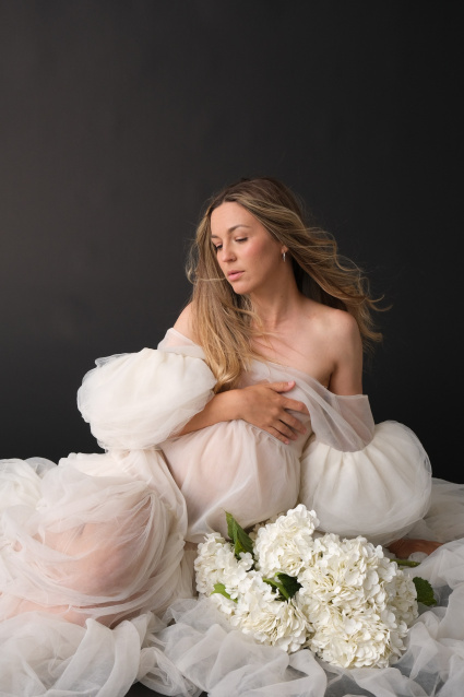 Заказать фотосессию в ожидании чуда - в студии от компании Fashion Box в Оренбурге 
 – фото № 14