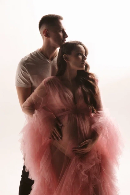 Заказать фотосессию в ожидании чуда - в студии от компании Fashion Box в Оренбурге 
 – фото № 21