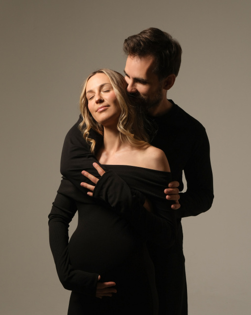 Заказать фотосессию в ожидании чуда - в студии от компании Fashion Box в Оренбурге 
 – фото № 3