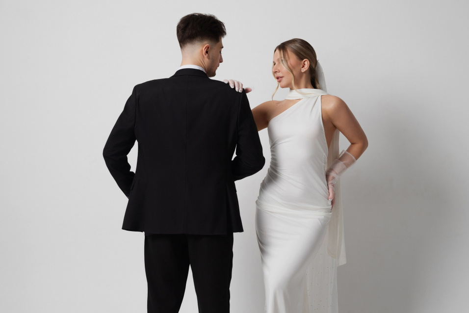 Свадебная фотосессия в Оренбурге— стиль, чувства и незабываемые кадры – фото № 1