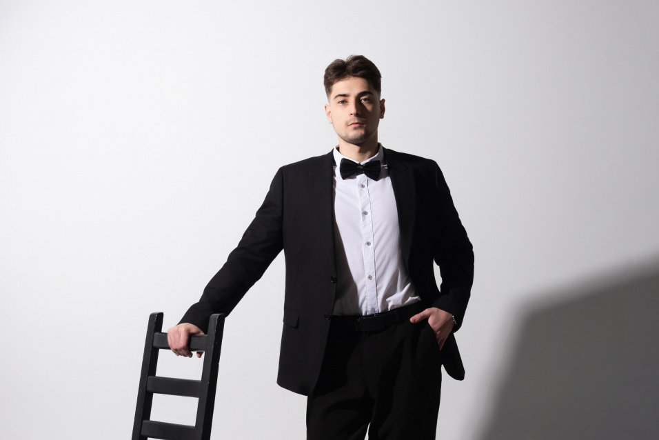 Свадебная фотосессия в Оренбурге— стиль, чувства и незабываемые кадры – фото № 12