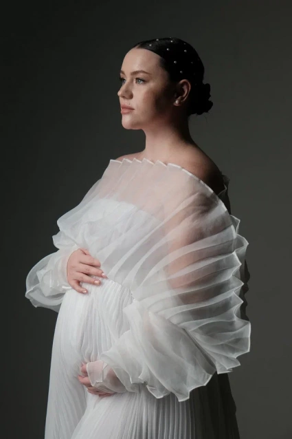 Заказать фотосессию в ожидании чуда - в студии от компании Fashion Box в Оренбурге 
 – фото № 8