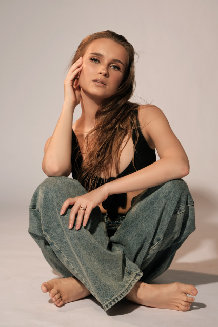 Заказать индивидуальную фотосессию в 2-х образах - съемка от профессионалов студии Fashion Box
 – фото № 19