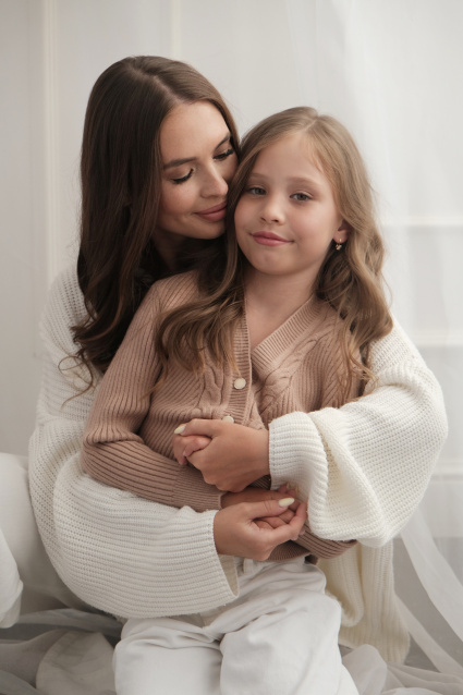 Заказать семейную фотосессию в студии - от сети фотостудий Fashion Box в Оренбурге
 – фото № 3