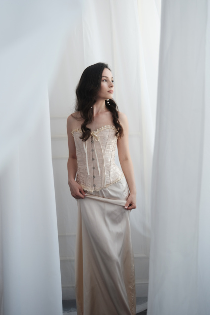 Заказать индивидуальную фотосессию в 2-х образах - съемка от профессионалов студии Fashion Box
 – фото № 9