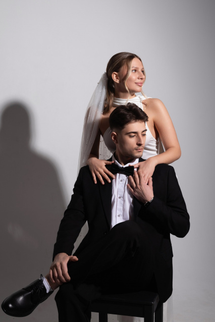 Свадебная фотосессия в Оренбурге— стиль, чувства и незабываемые кадры – фото № 16